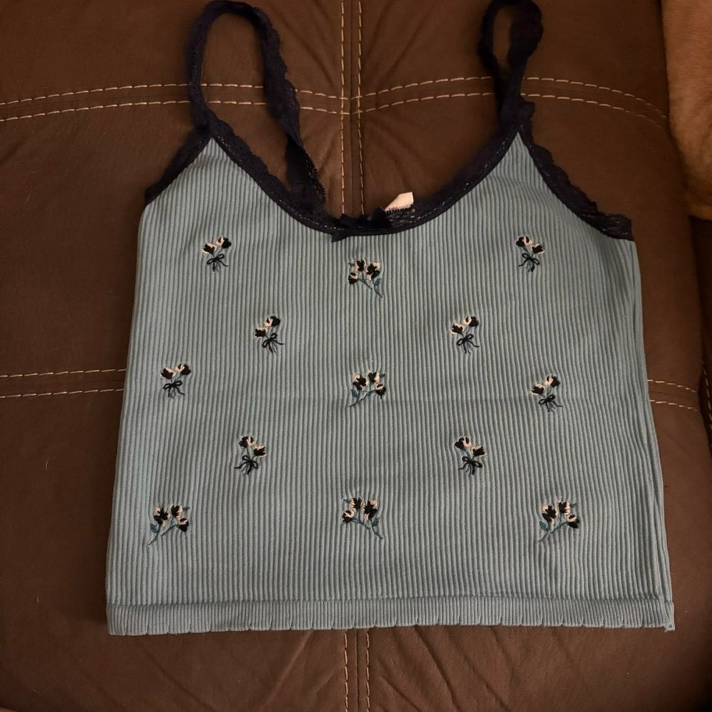 Tilly's Blue and white floral tank top